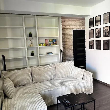 Nad Jeziorem - Pasaz Portowy Apartment *