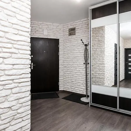 Nad Jeziorem - Pasaz Portowy Apartment *